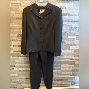 Le Suit Petite Black Jacket